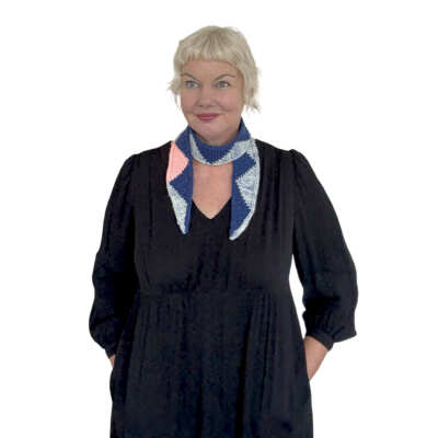 Snaggletooth Scarf